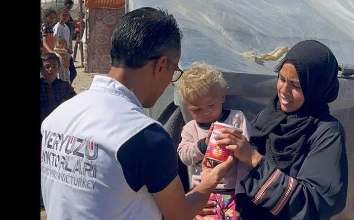 Gazzeli Bebeklere Acil Süt ve Mama Desteği