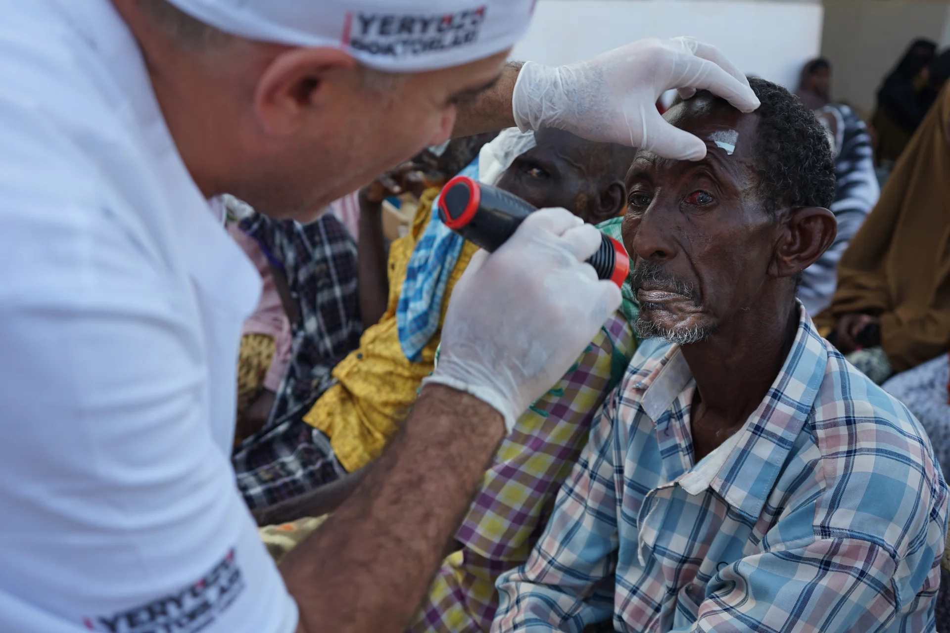 Milyonlarca Katarakt Hastası için “İyiliğe Bu Gözle Bakın” Kampanyası